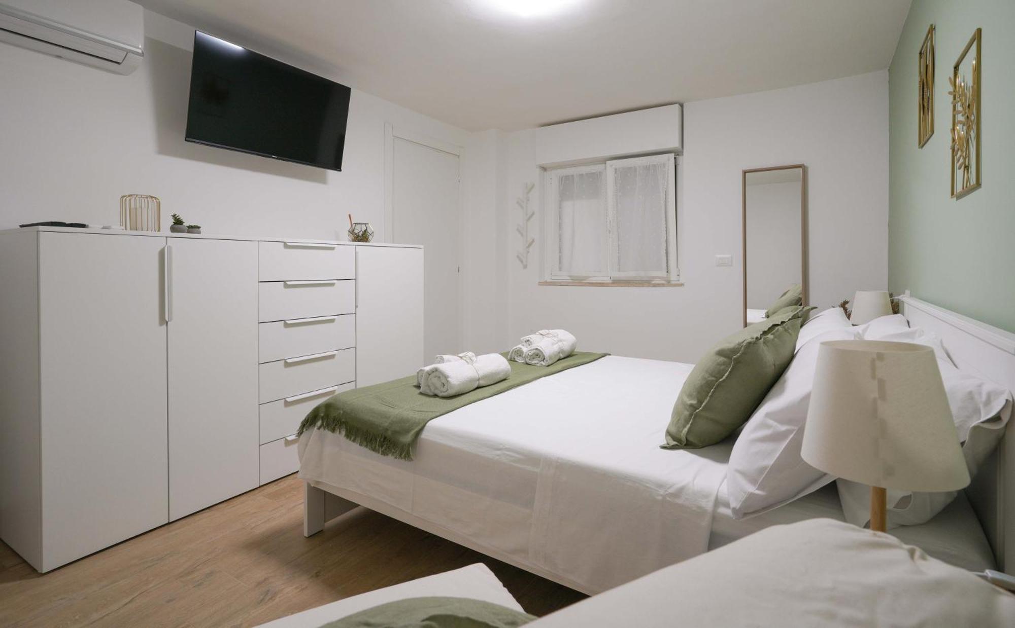 Alice Al Mare Apartment Pescara Exterior photo